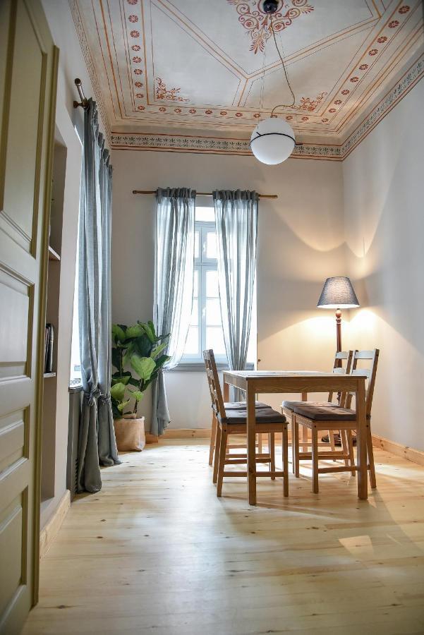 Erst Guest House Афины Экстерьер фото