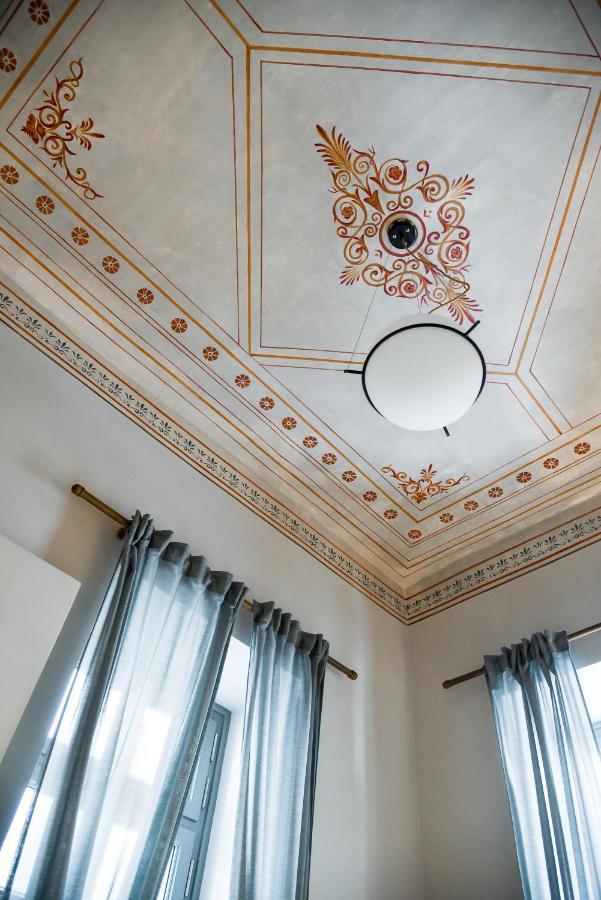 Erst Guest House Афины Экстерьер фото