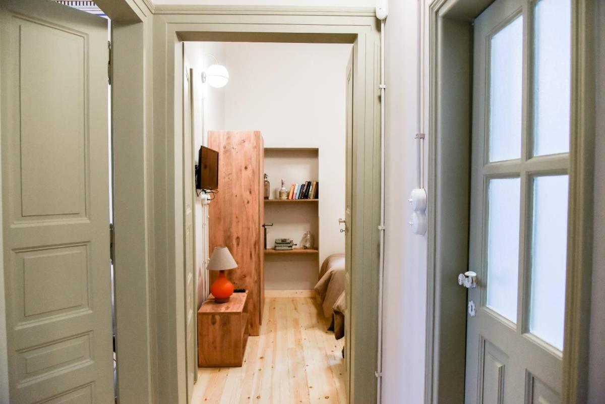 Erst Guest House Афины Экстерьер фото