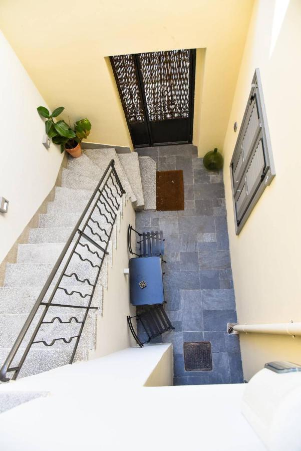 Erst Guest House Афины Экстерьер фото